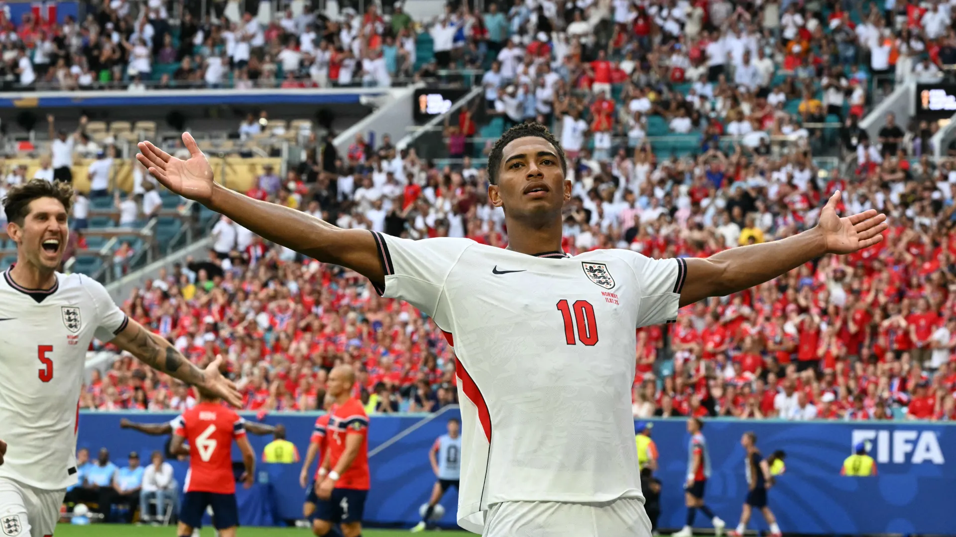 Jude Bellingham Scores Twice as England Reach FIFA World Cup 2026 Semi-Finals