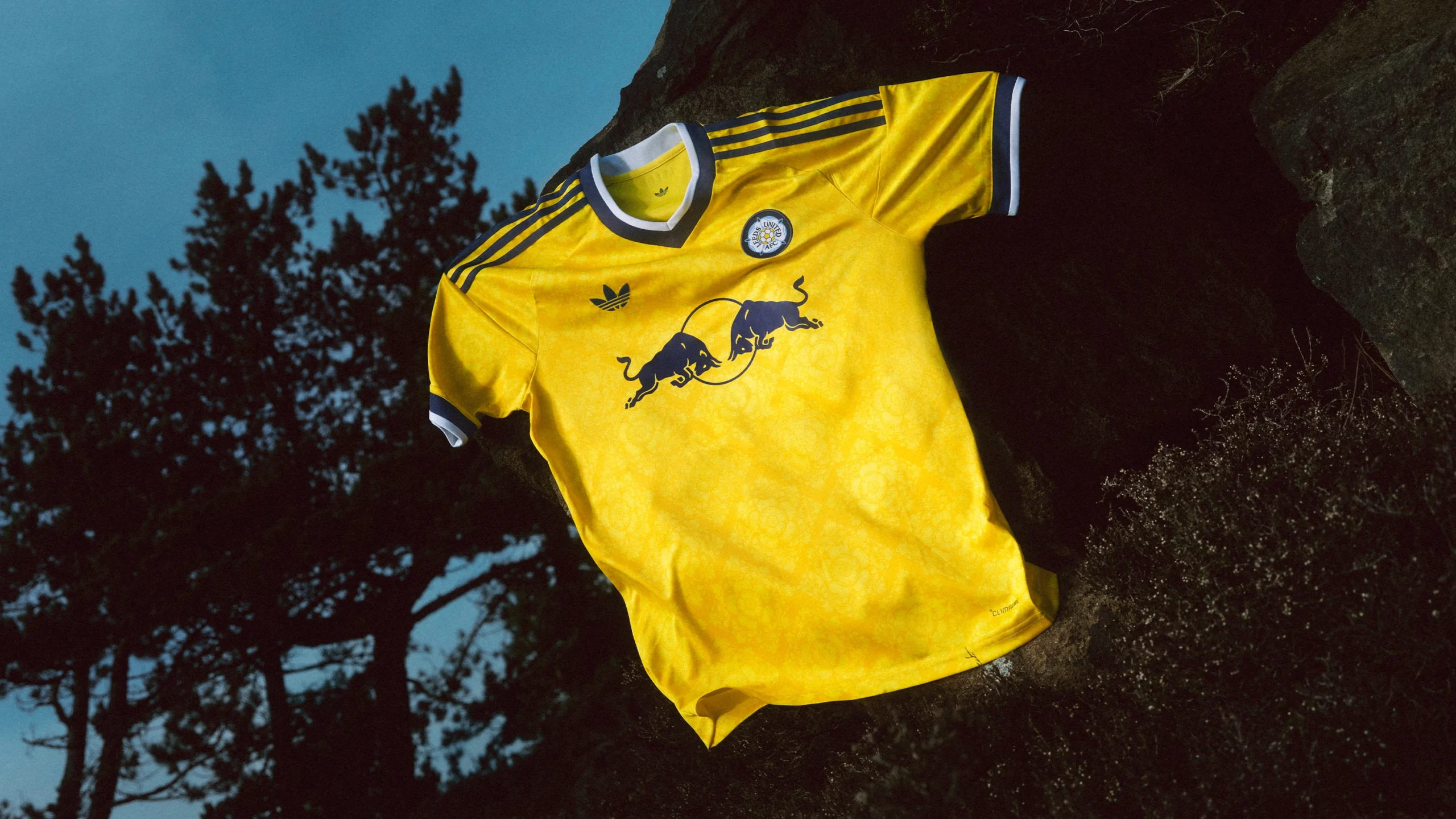 Leeds United 2026-27 away shirt